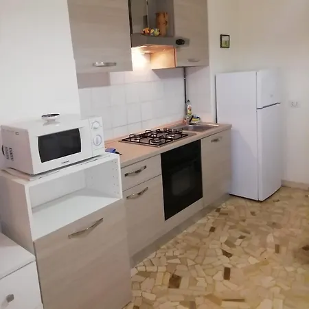 Palmanova Vicino Metropolitana * מילאנו